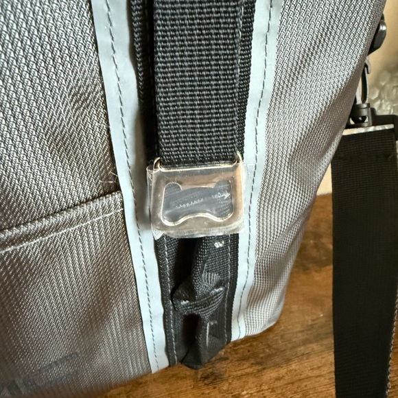 GMC insulated tote Grey and Black Men's Bag 24 can - Picture 7 of 7